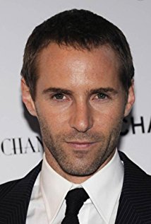 Alessandro Nivola Picture