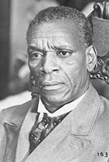 Moses Gunn Picture