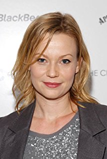 Samantha Mathis Picture