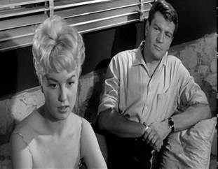 Une manche et la belle / A Kiss for a Killer (1957)