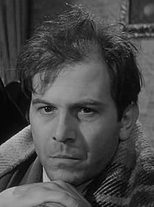 https://upload.wikimedia.org/wikipedia/commons/thumb/a/ae/Enrico_Maria_Salerno_1960.jpg/220px-Enrico_Maria_Salerno_1960.jpg