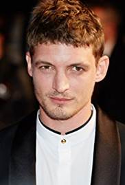 Niels Schneider Picture